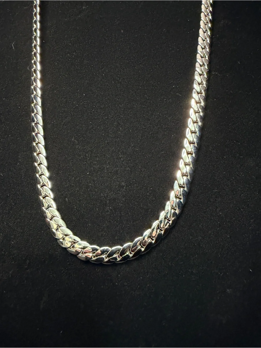 Miami Cuban 20in 7.5MM 14K Gold Filled necklace W/Box Lock. Brand new.